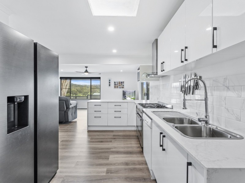 40 Ridgevale Drive, Helensvale QLD 4212