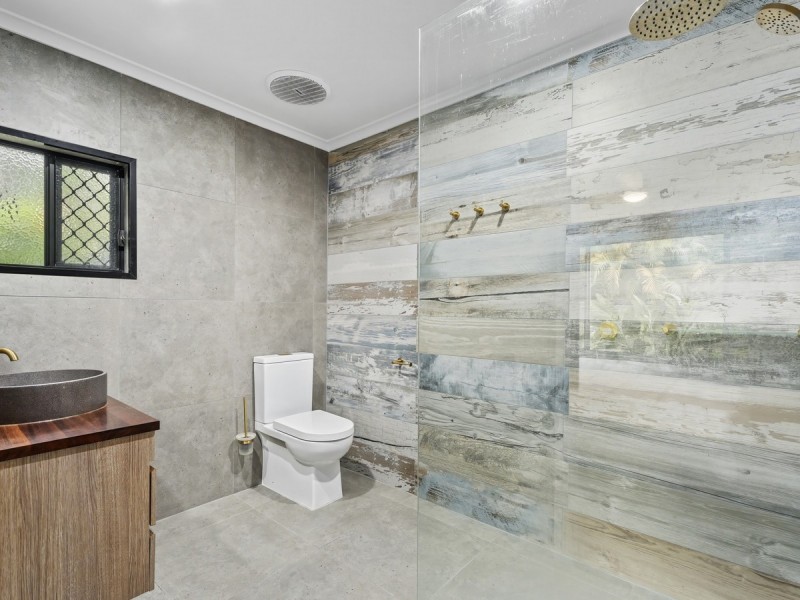 40 Ridgevale Drive, Helensvale QLD 4212