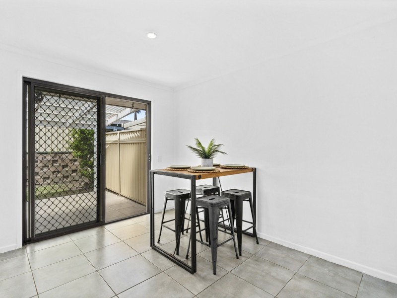 2/12 Illusion Court, Oxenford QLD 4210