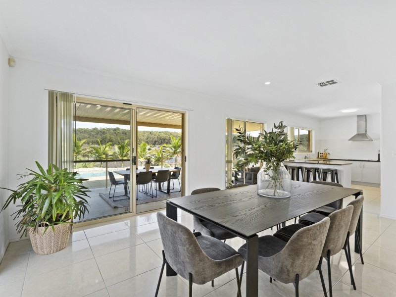 113 Wunburra Circle, Pacific Pines QLD 4211
