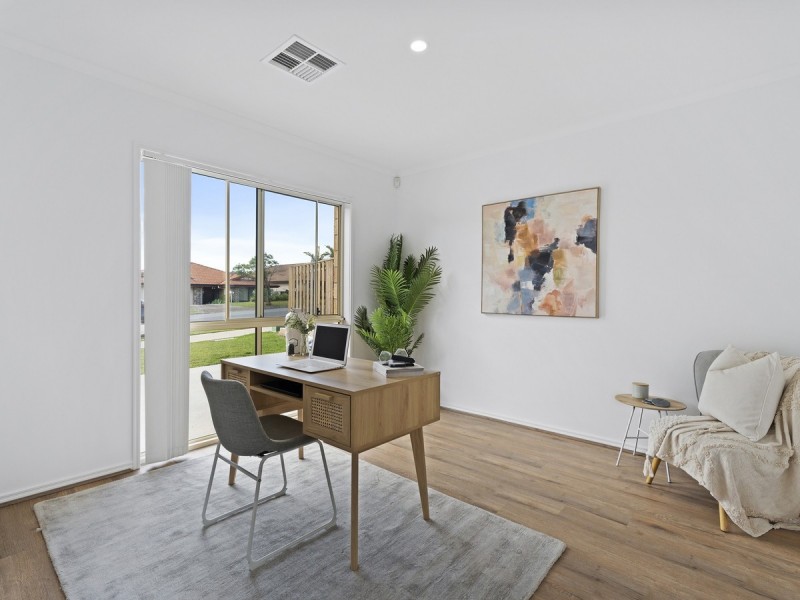 113 Wunburra Circle, Pacific Pines QLD 4211