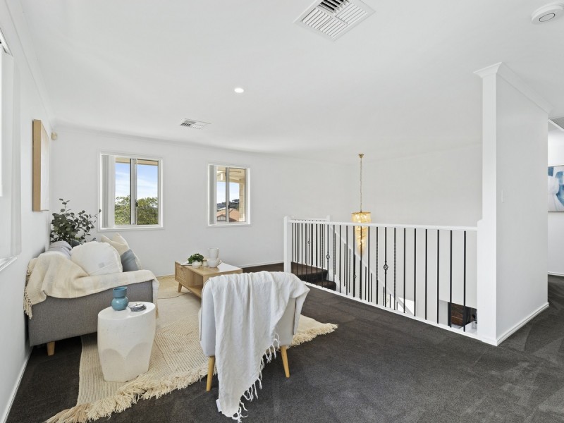 113 Wunburra Circle, Pacific Pines QLD 4211