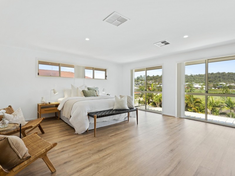 113 Wunburra Circle, Pacific Pines QLD 4211