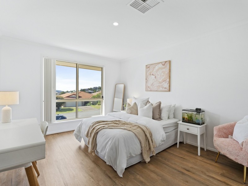 113 Wunburra Circle, Pacific Pines QLD 4211