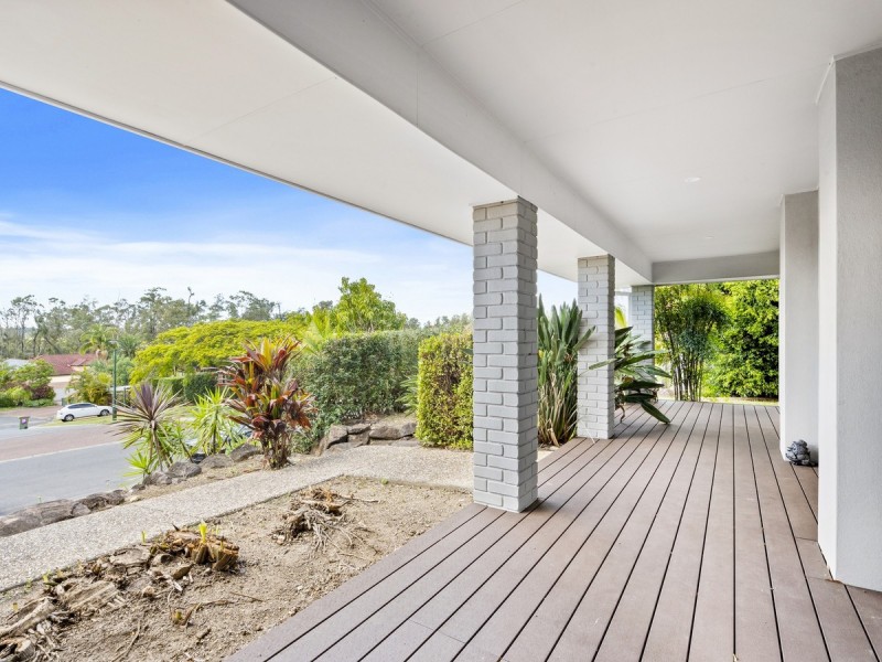 39 Gippsland Drive, Helensvale QLD 4212