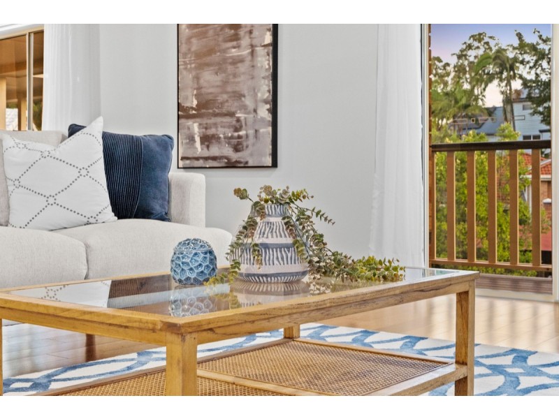 6 Suva Place, Pacific Pines QLD 4211