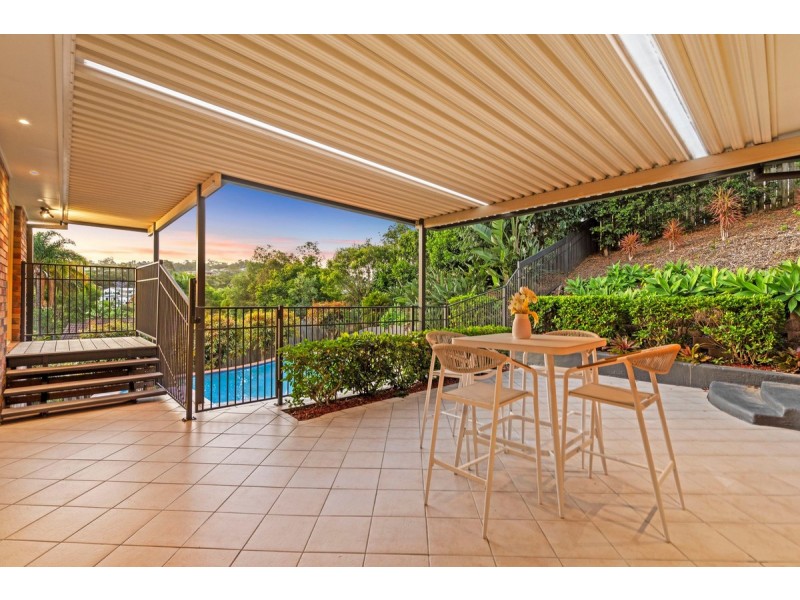 6 Suva Place, Pacific Pines QLD 4211