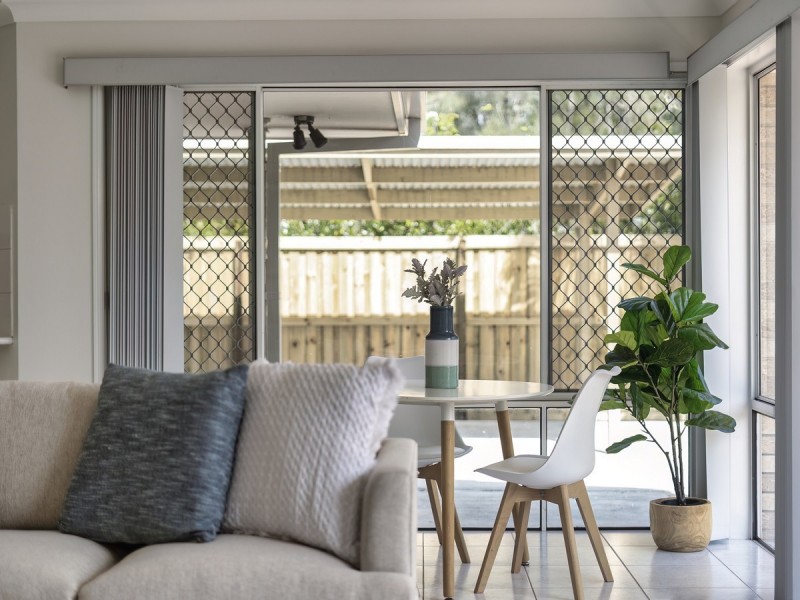 25 Lakeshore Drive, Helensvale QLD 4212