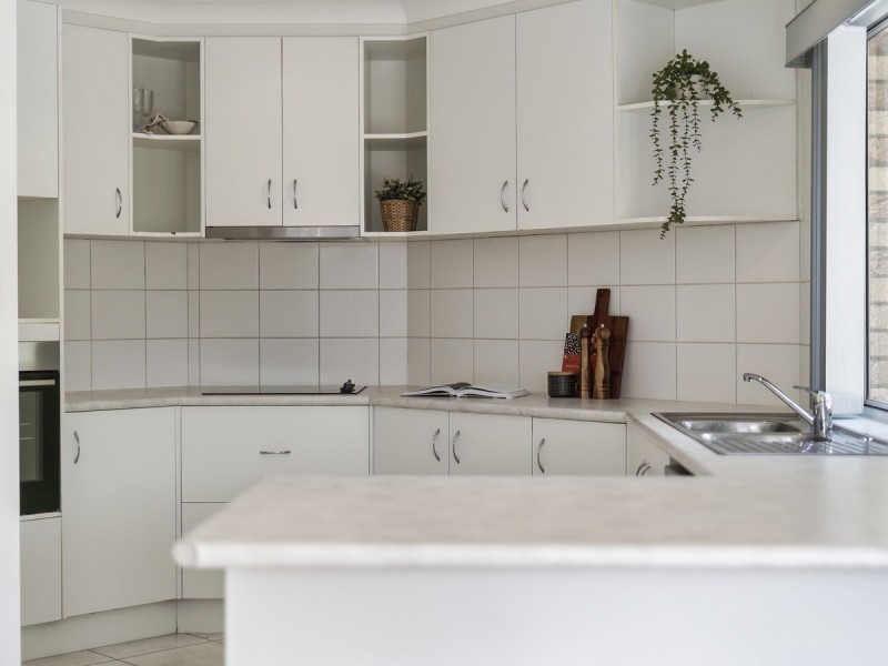 25 Lakeshore Drive, Helensvale QLD 4212