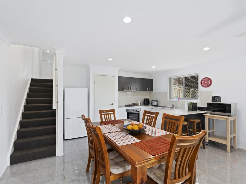 12 Rise Circuit, Pacific Pines QLD 4211