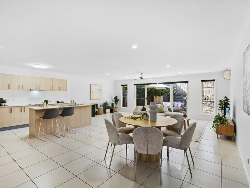 3/49 Usher Avenue, Labrador QLD 4215