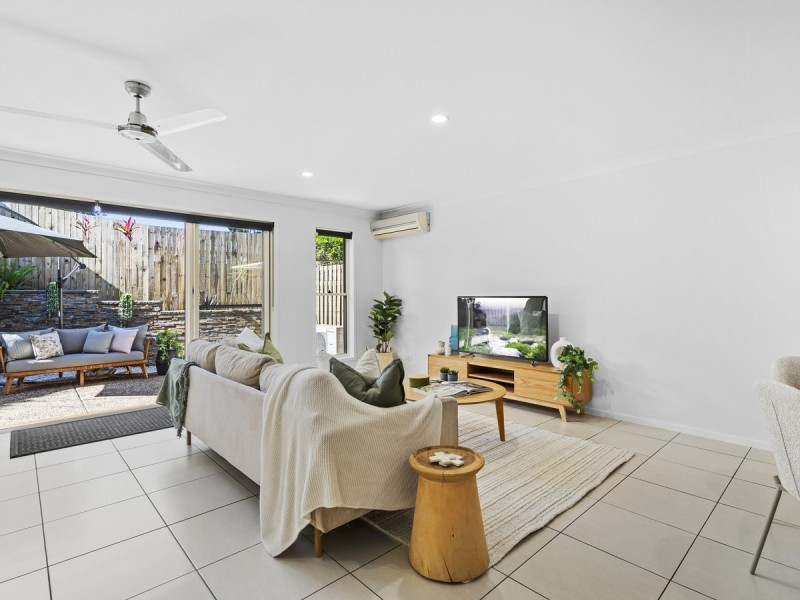 3/49 Usher Avenue, Labrador QLD 4215