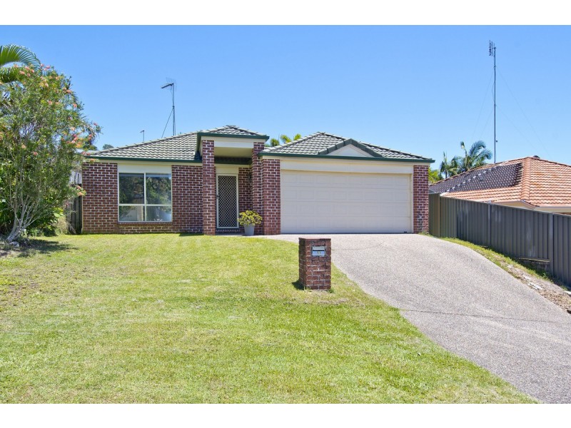 11 Kosrae Street, Pacific Pines QLD 4211