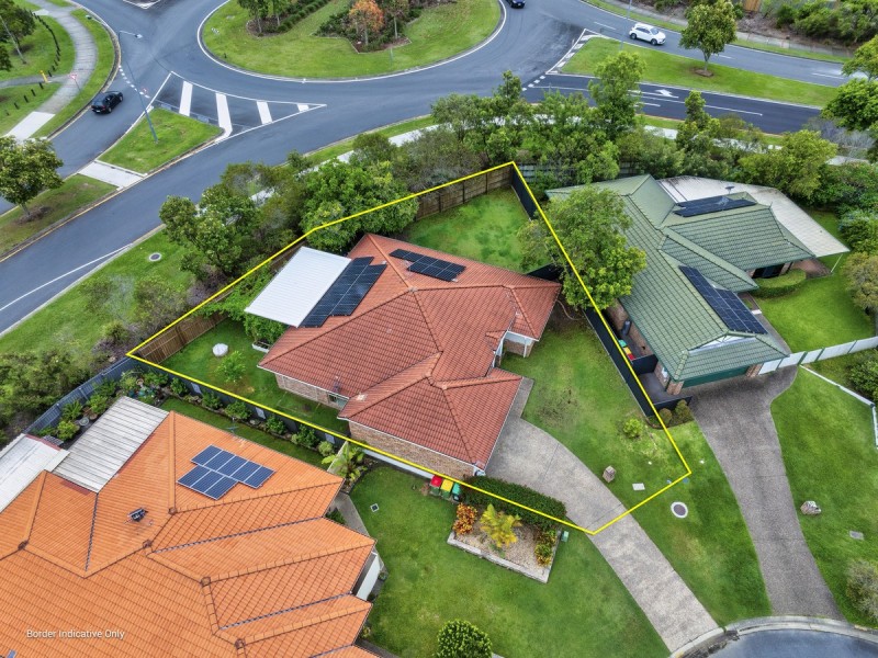 33 Murchison Street, Pacific Pines QLD 4211