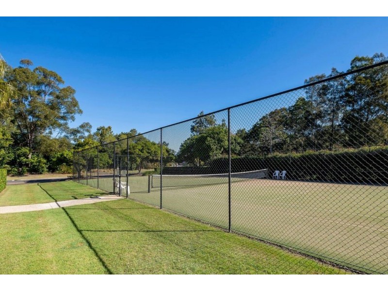 8438 Magnolia Drive, Hope Island QLD 4212