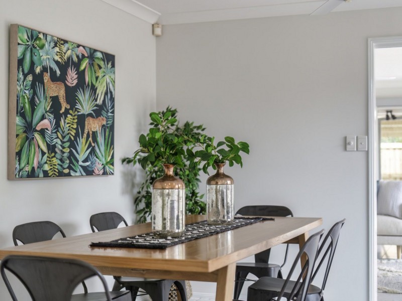 25 Lakeshore Drive, Helensvale QLD 4212