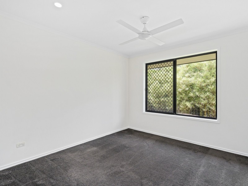 15 Govett Street, Pacific Pines QLD 4211