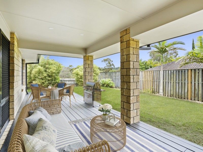 15 Govett Street, Pacific Pines QLD 4211