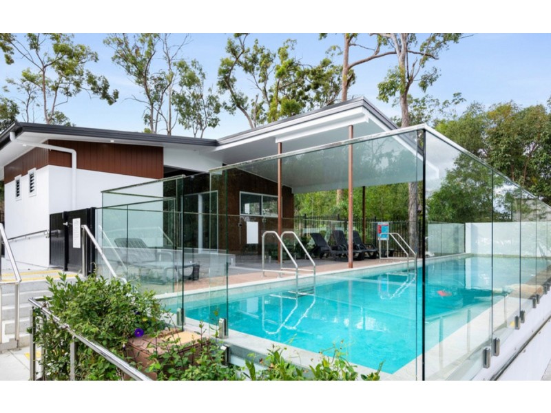 55 Stonewood Circuit, Oxenford QLD 4210