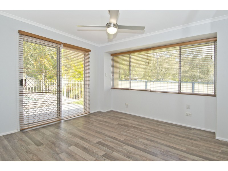 33 Mullewa Crescent, Helensvale QLD 4212