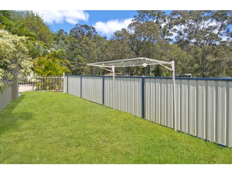 33 Mullewa Crescent, Helensvale QLD 4212
