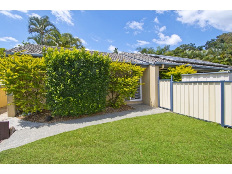 33 Mullewa Crescent, Helensvale QLD 4212