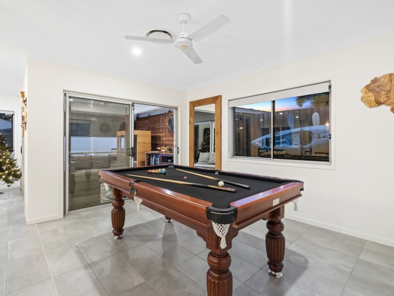 2 Oxenford Place, Oxenford QLD 4210