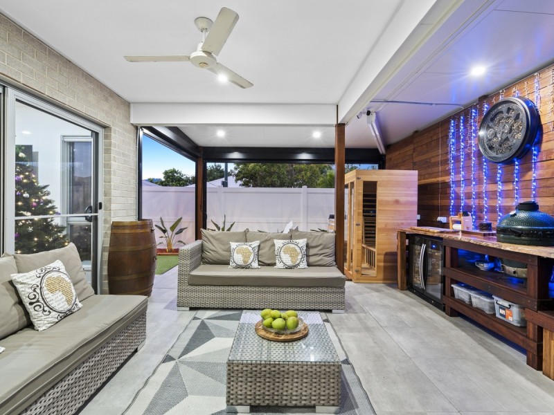 2 Oxenford Place, Oxenford QLD 4210