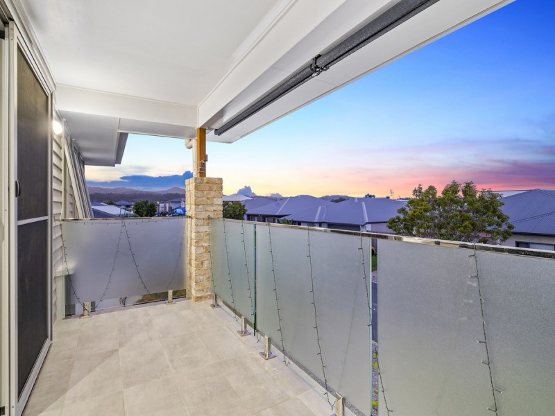 2 Oxenford Place, Oxenford QLD 4210