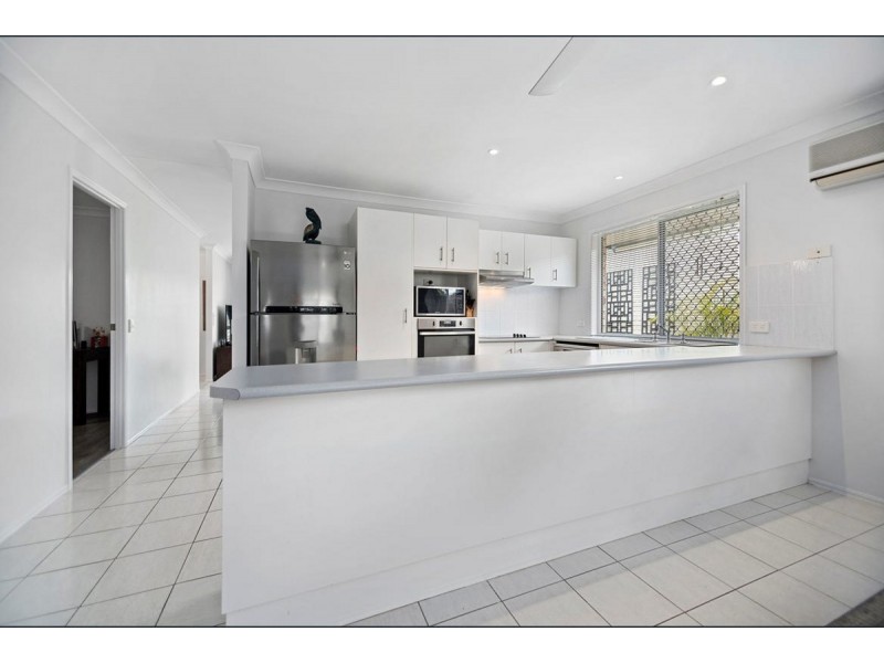 65 Numbat Court East, Coombabah QLD 4216