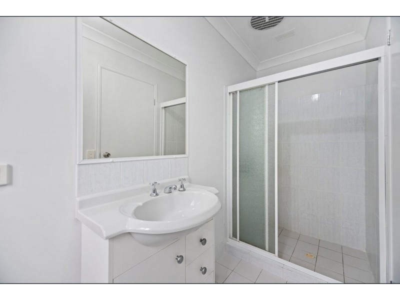 65 Numbat Court East, Coombabah QLD 4216