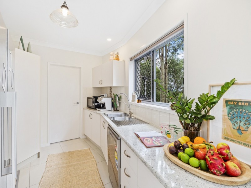 3/1 Aspect Place, Pacific Pines QLD 4211