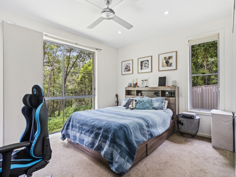 2 Kookaburra Place, Parkwood QLD 4214