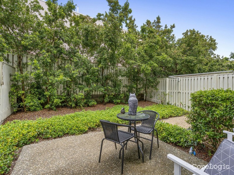76/18 Archipelago Street, Pacific Pines QLD 4211