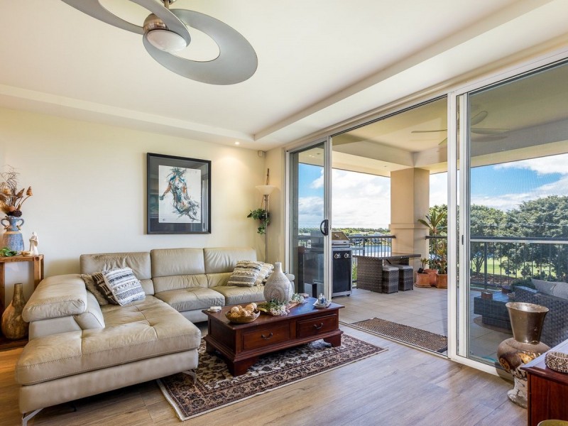 8438 Magnolia Drive, Hope Island QLD 4212