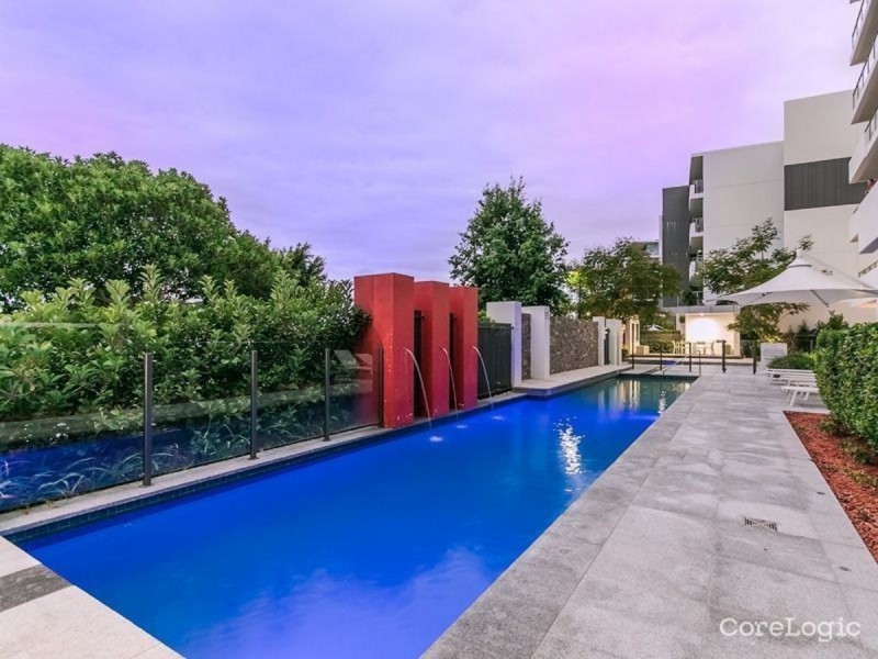 308/11 Compass Drive, Biggera Waters QLD 4216