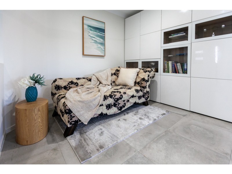9 Cann Close, Pacific Pines QLD 4211