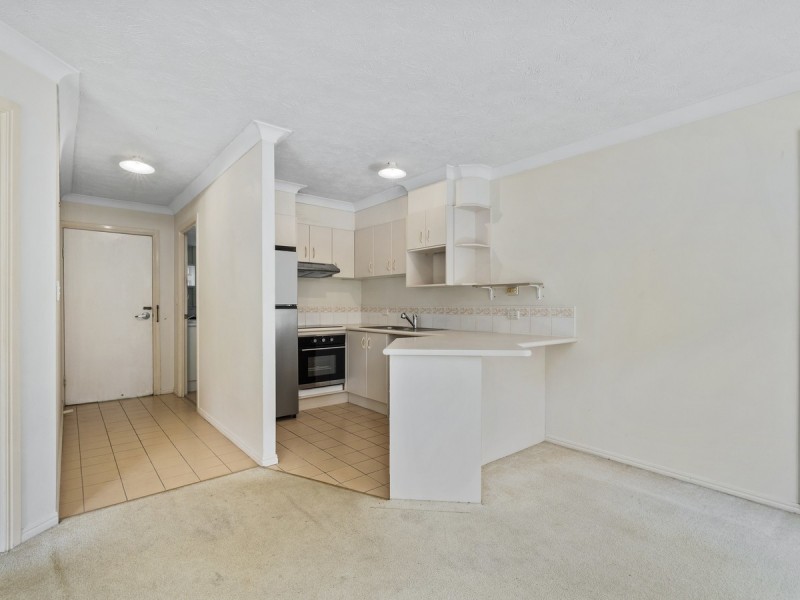 35/57 Worendo Street, Southport QLD 4215