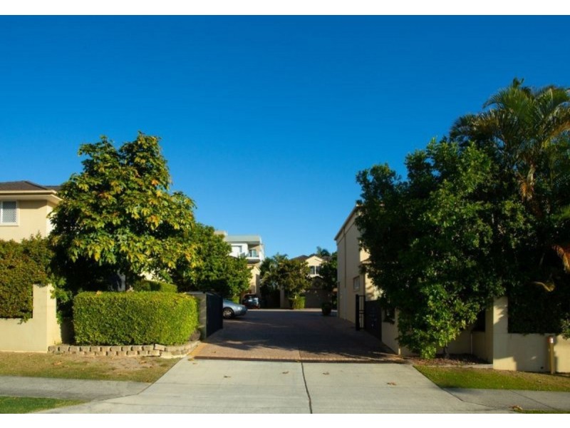 1/206-208 Queen Street, Southport QLD 4215