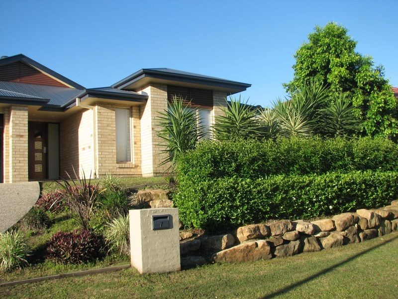 7 Shannonbrook Grove, Oxenford QLD 4210