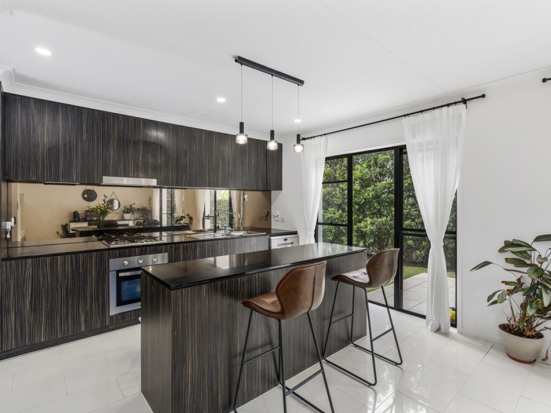 71/18 Archipelago Street, Pacific Pines QLD 4211