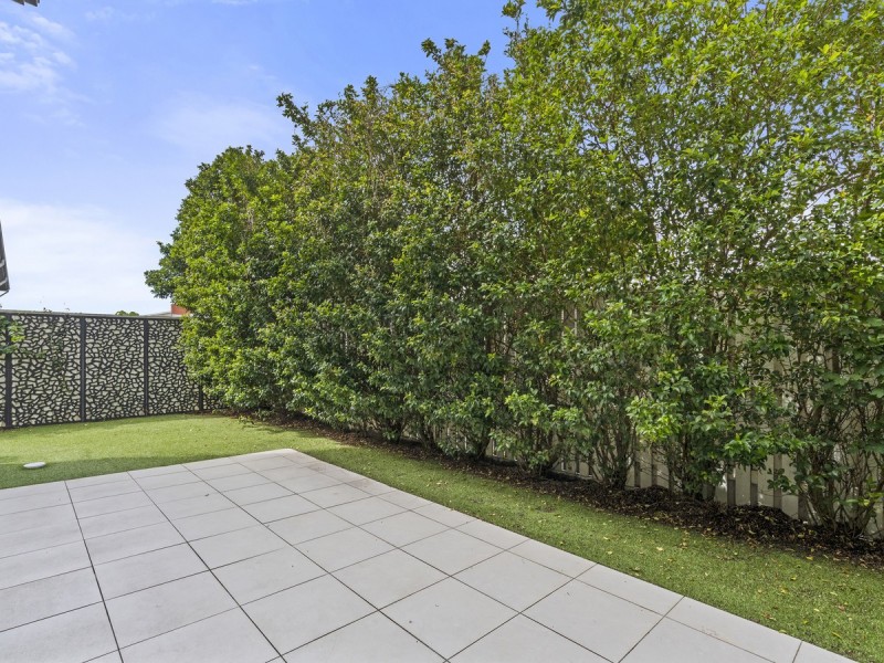 71/18 Archipelago Street, Pacific Pines QLD 4211