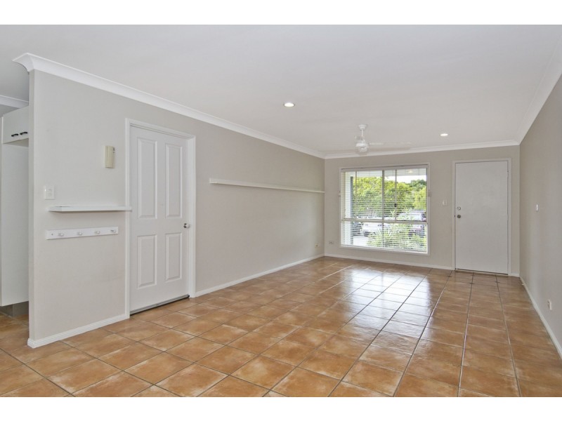 95/31 Archipelago Street, Pacific Pines QLD 4211