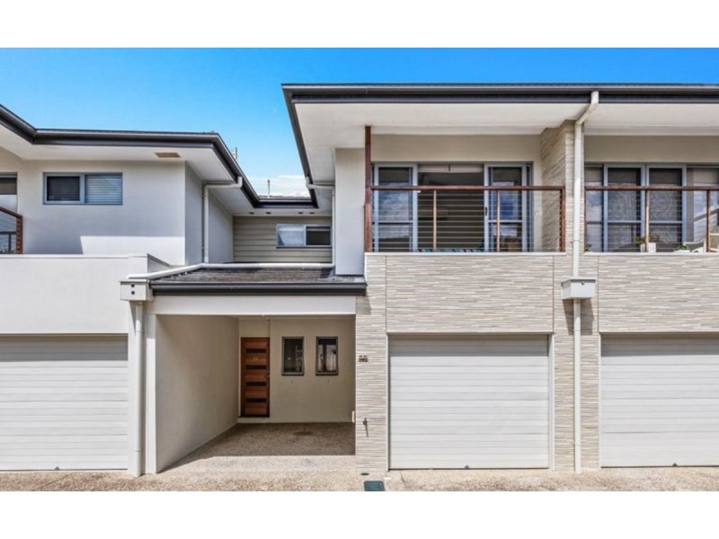 24/26 Careel Close, Helensvale QLD 4212