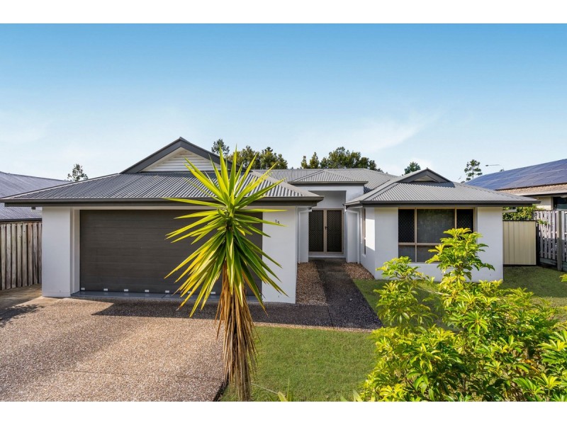 15 Witheren Circuit, Pacific Pines QLD 4211