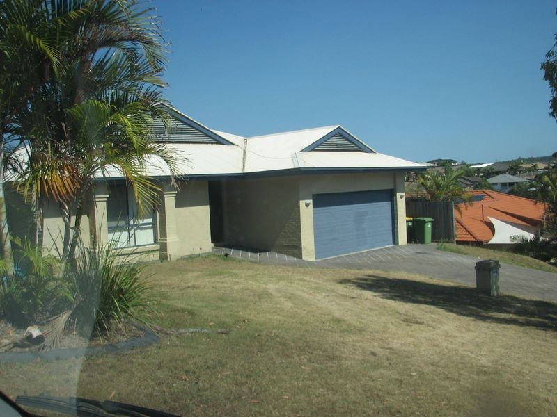 5 Hale Street, Pacific Pines QLD 4211