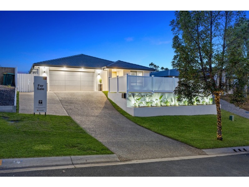 14 Fletcher Crescent, Pacific Pines QLD 4211