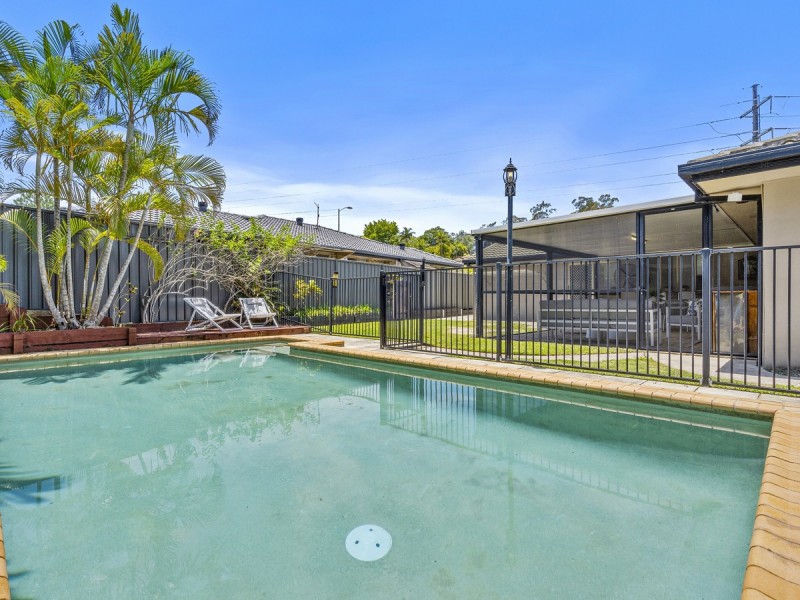 113 Pacific Pines Boulevard, Pacific Pines QLD 4211