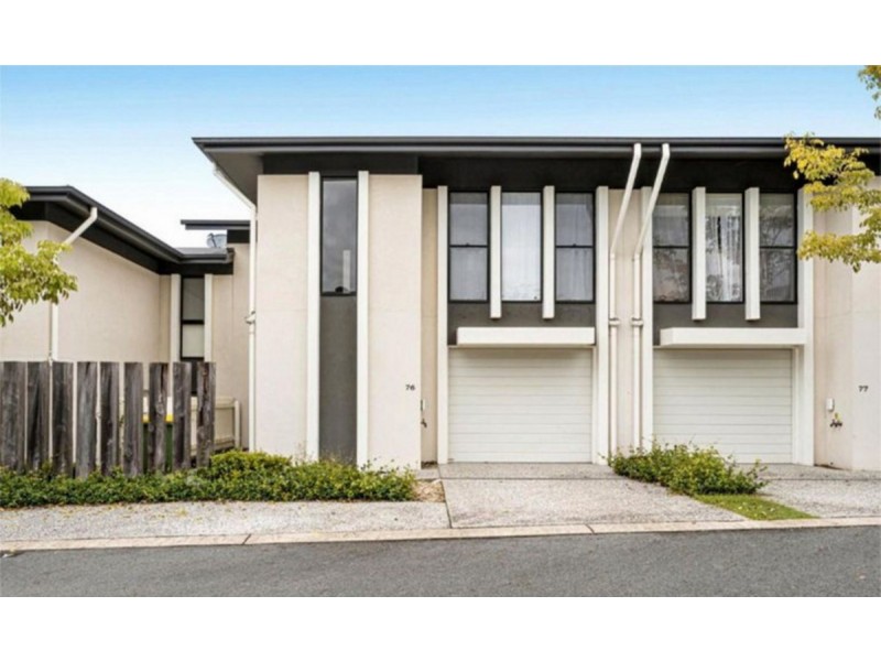 76/18 Archipelago Street, Pacific Pines QLD 4211