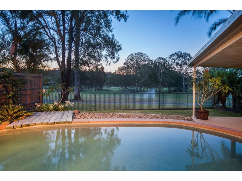 38 Stretton Drive, Helensvale QLD 4212